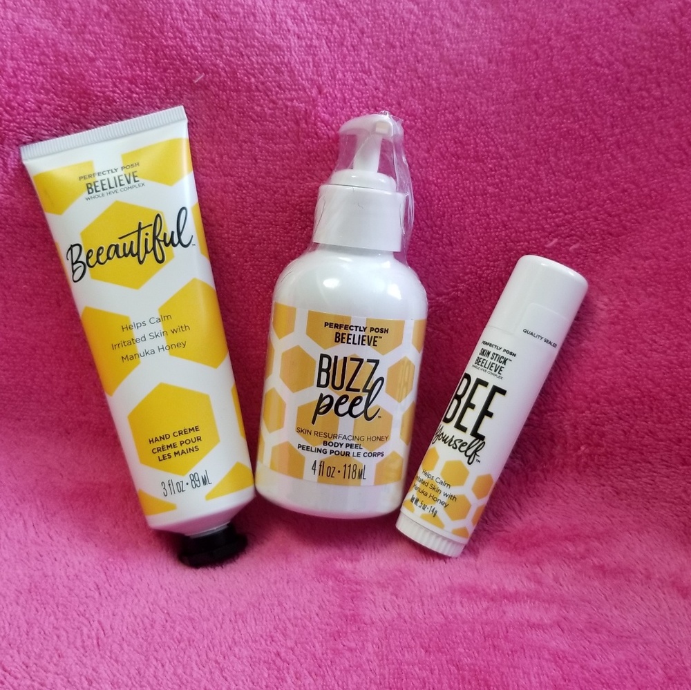 Sold!!!  🐝 Beautiful Honey Bundle 🐝